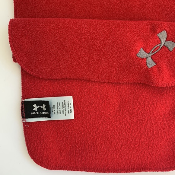 UnderArmour Berry Red Fleece Scarf - Picture 4 of 5